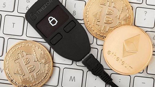 Photo of Trezor crypto wallet to illustrate how to set up trezor