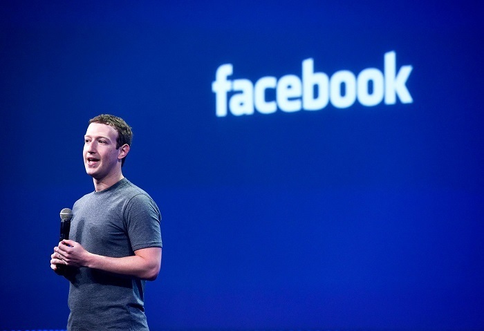 mark-zuckerberg-speach-over-facebook-presentation
